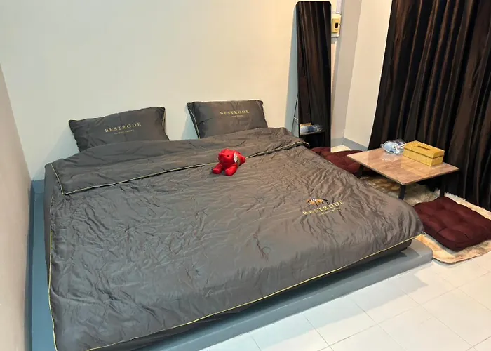 Apartment Friendly @ Commonwealth *