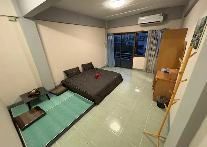 Apartment Friendly @ Commonwealth Bangkok